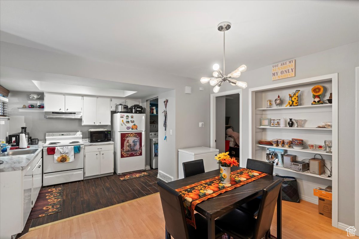 WOOD POINT CONDO - Residential