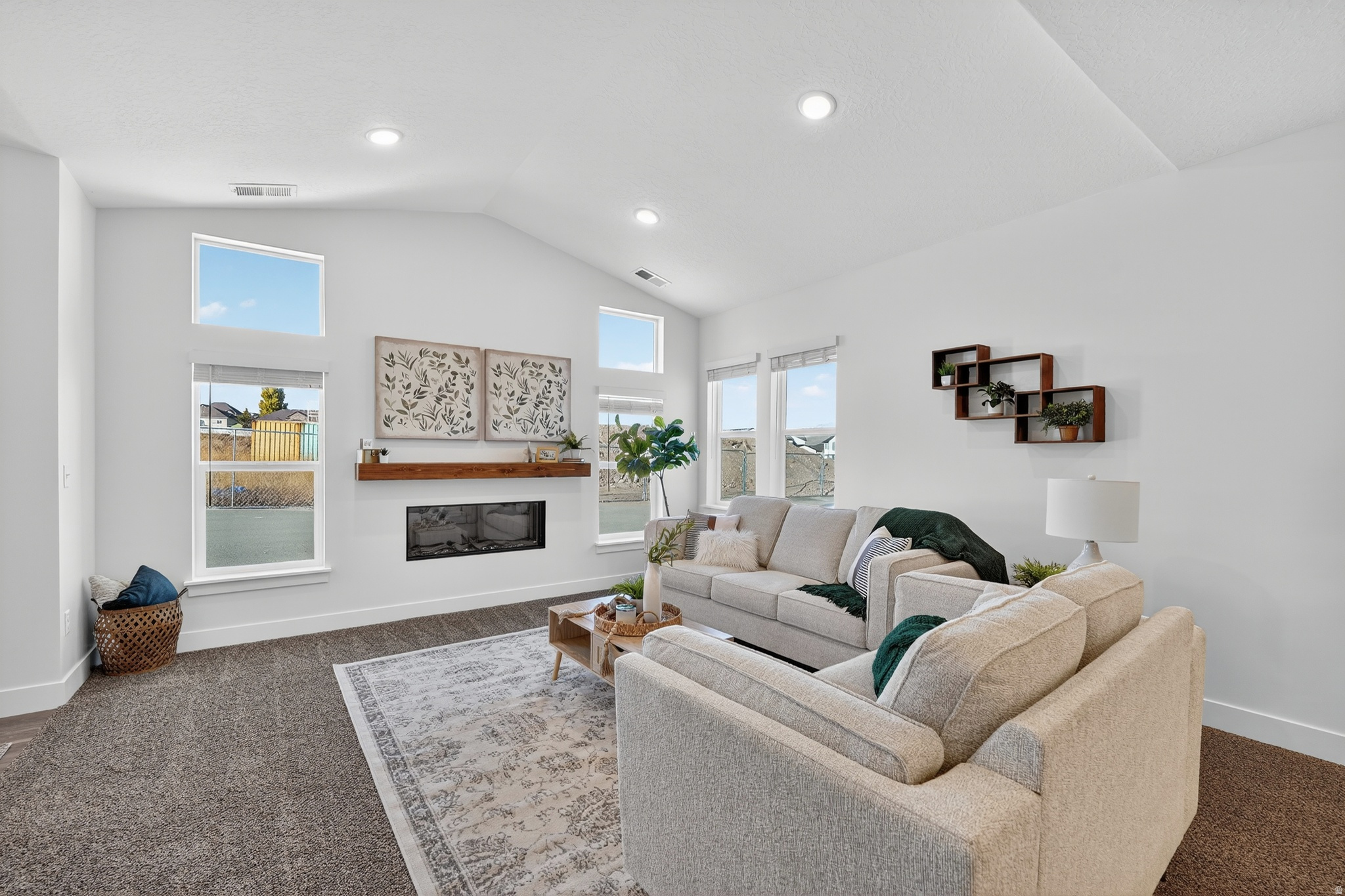 SARATOGA VIEW - Residential