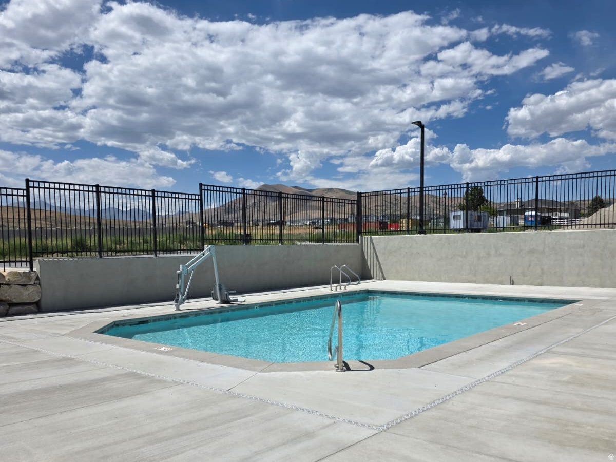 SARATOGA VIEW - Residential