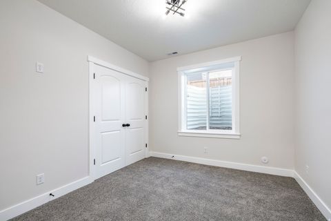 Tiny photo for 689 W 85 S, Hyrum, UT 84319 (MLS # 2158402)