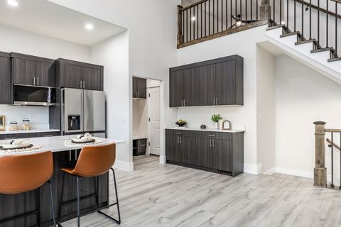 Tiny photo for 689 W 85 S, Hyrum, UT 84319 (MLS # 2158402)