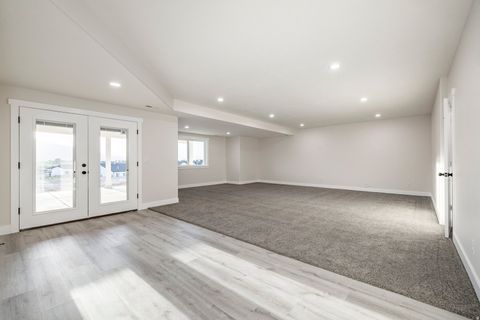 Tiny photo for 689 W 85 S, Hyrum, UT 84319 (MLS # 2158402)