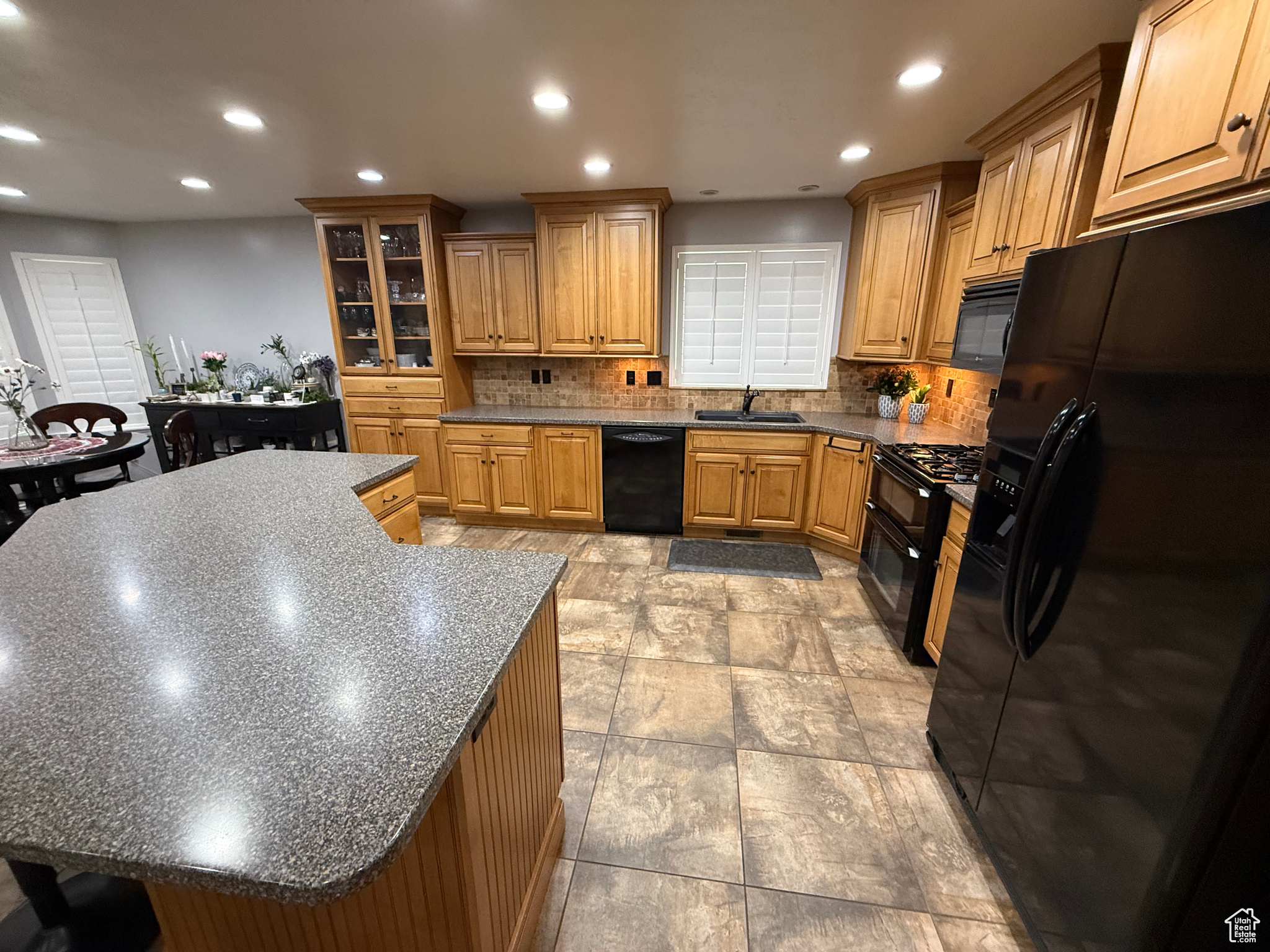 SWAN MEADOWS - Residential