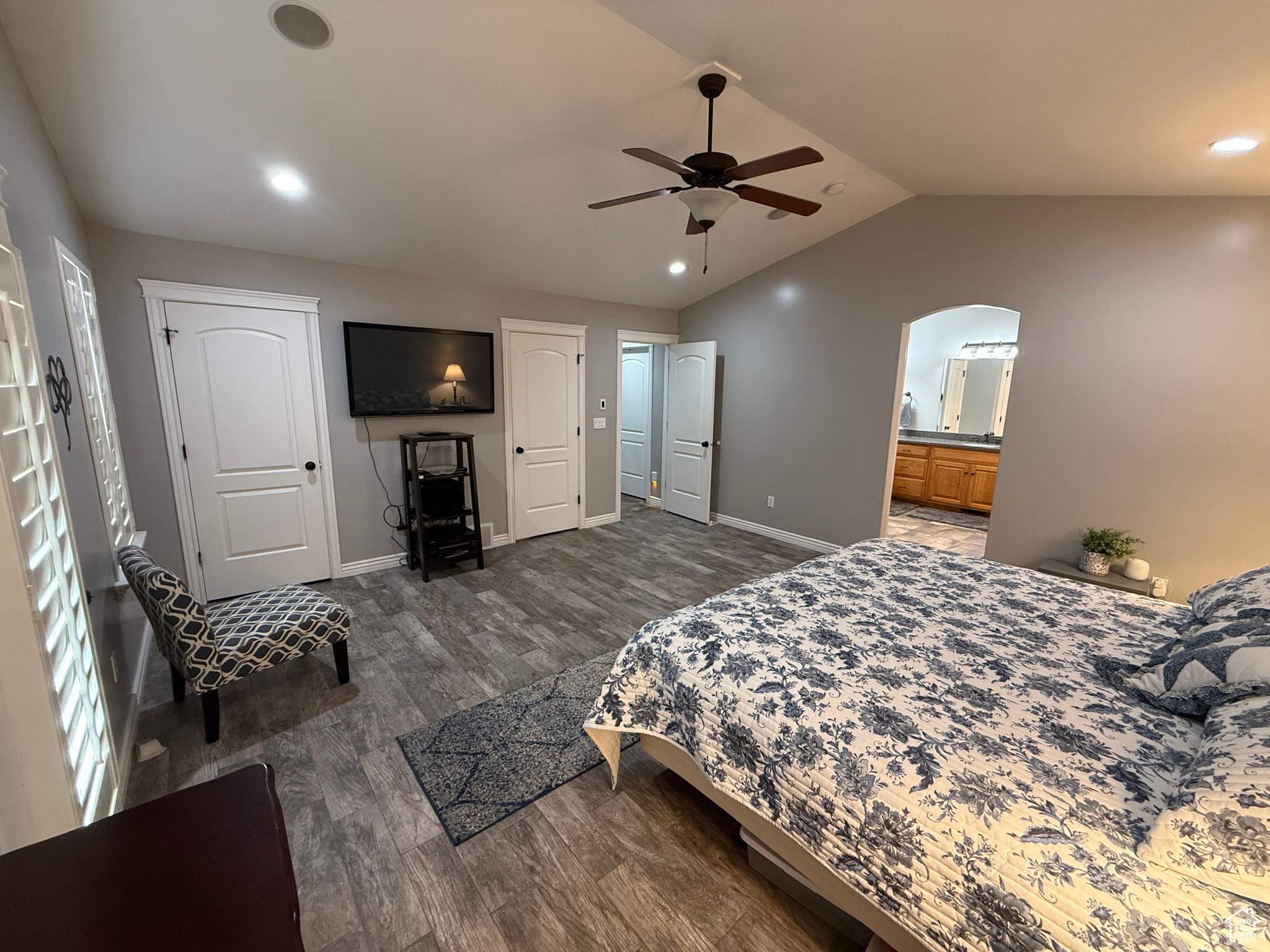 SWAN MEADOWS - Residential