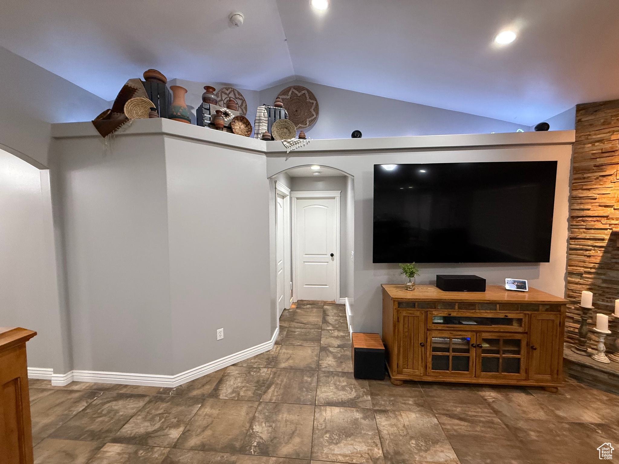 SWAN MEADOWS - Residential