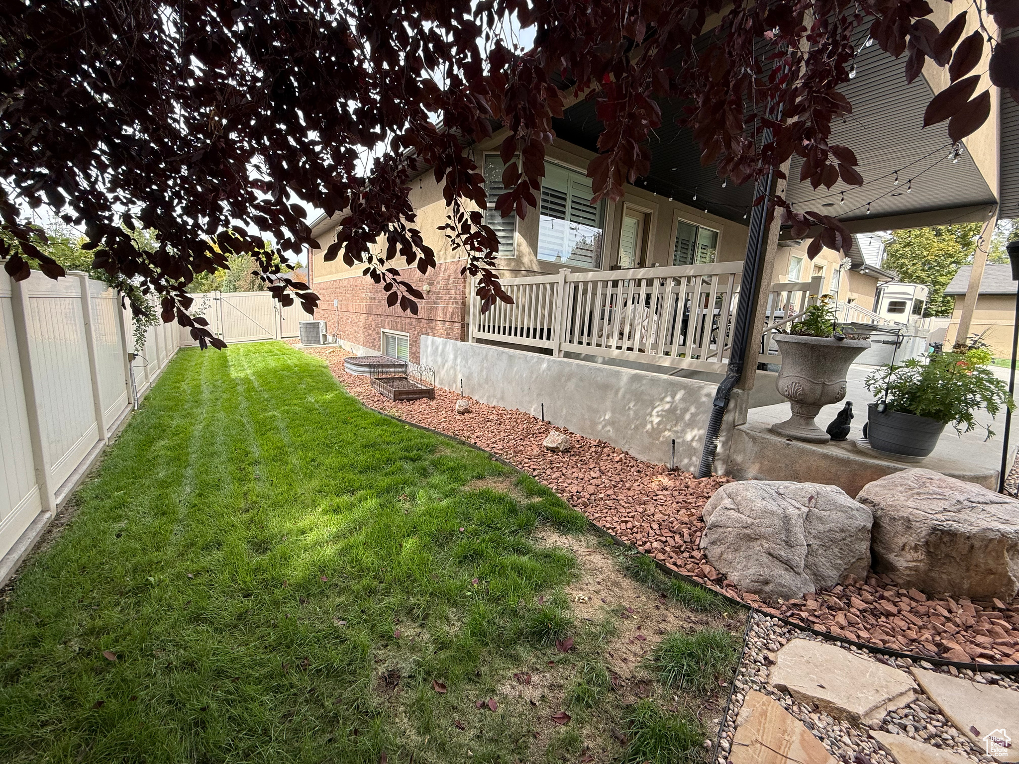 SWAN MEADOWS - Residential