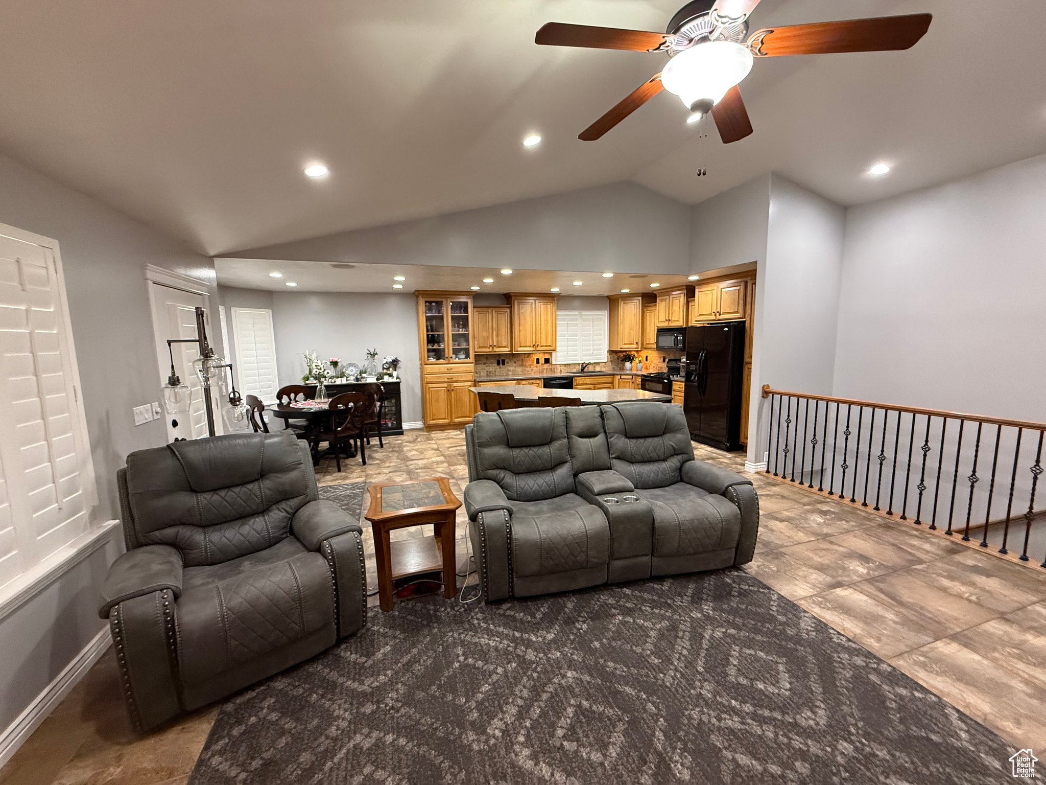 SWAN MEADOWS - Residential