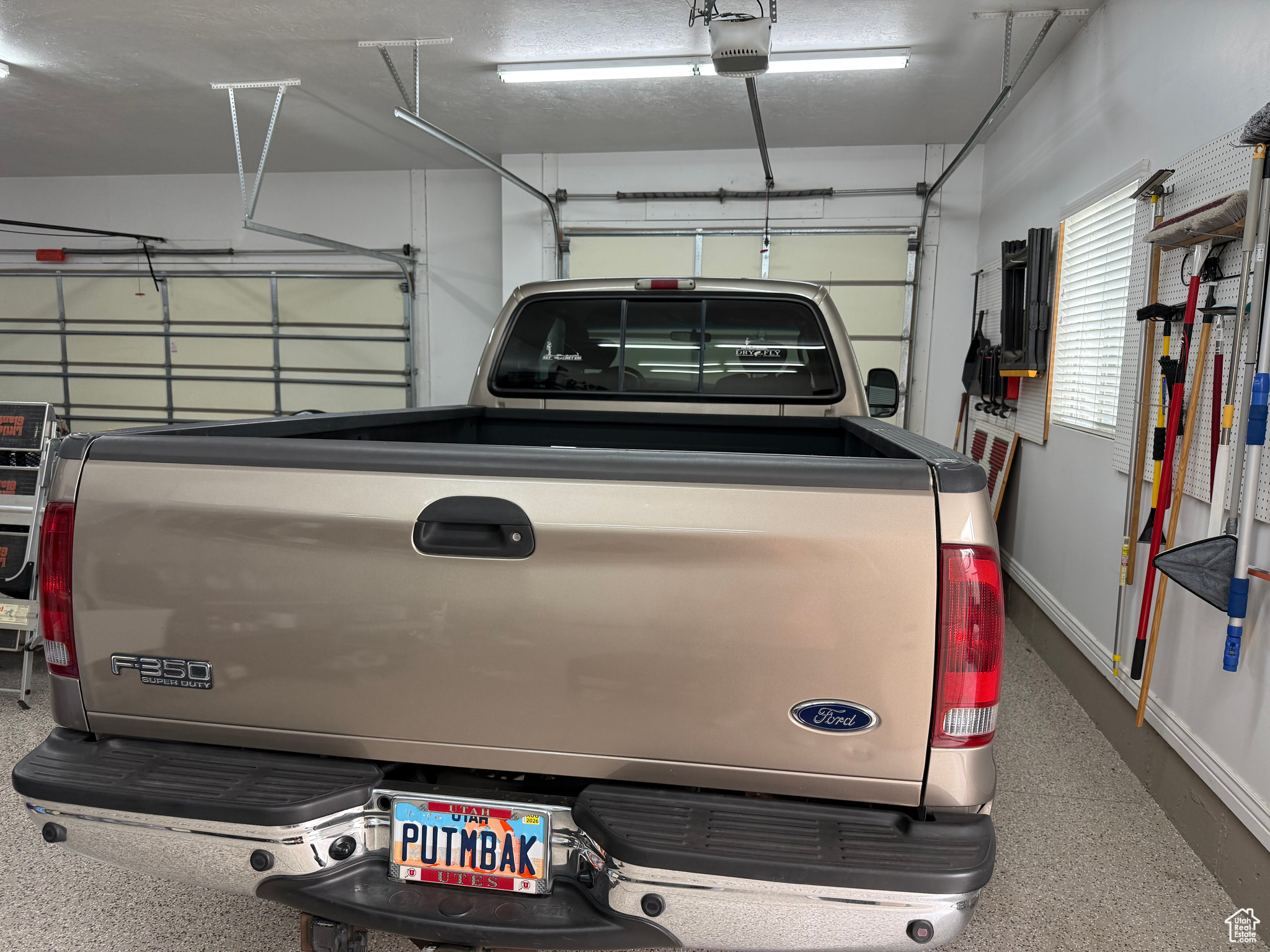 SWAN MEADOWS - Residential