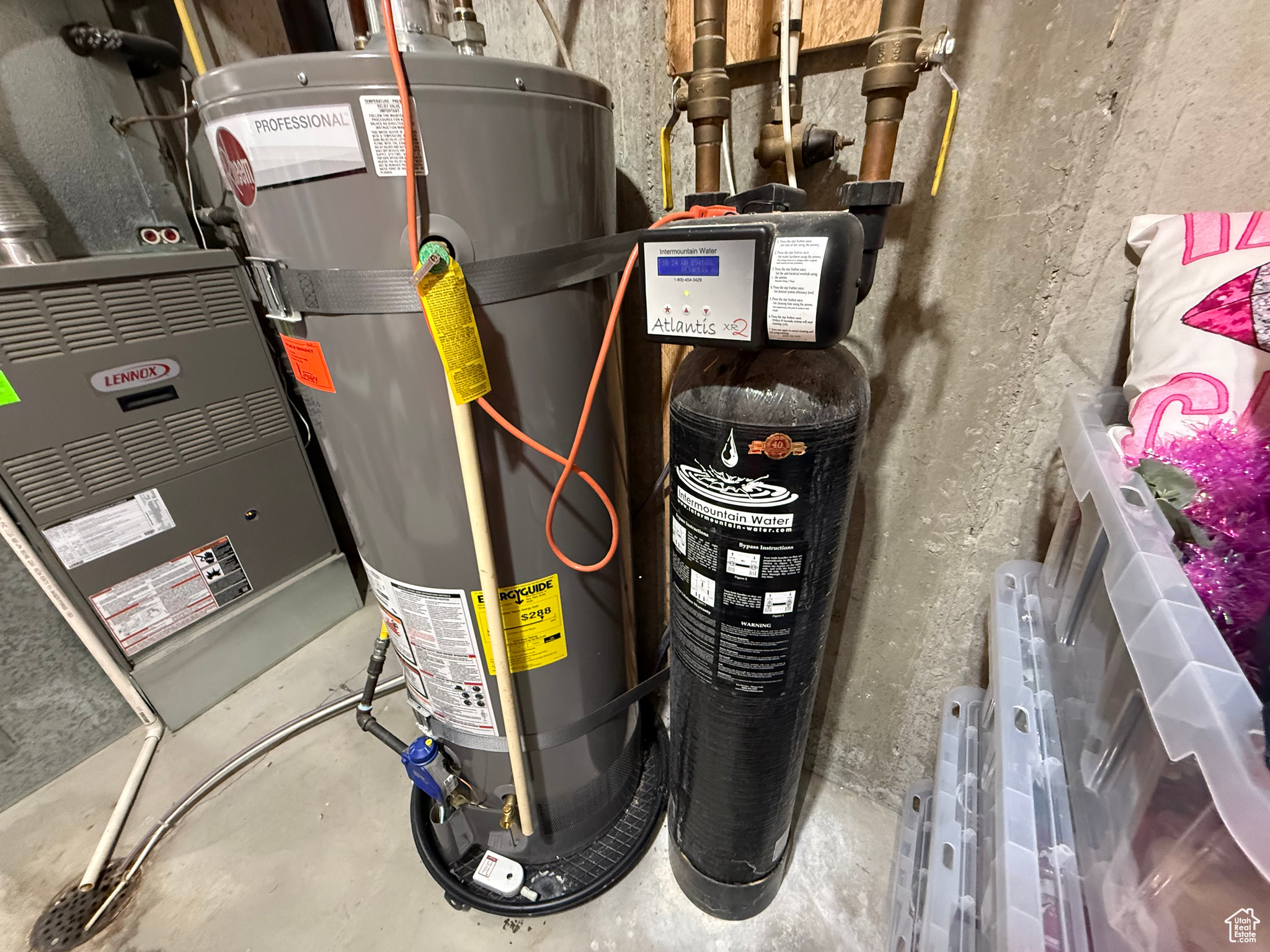 SWAN MEADOWS - Residential