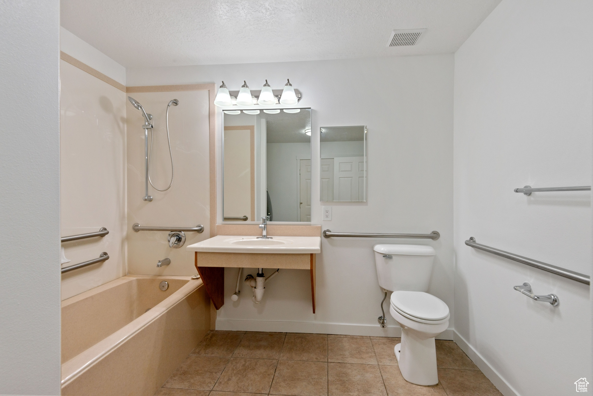 NORMANDY CONDO - Residential