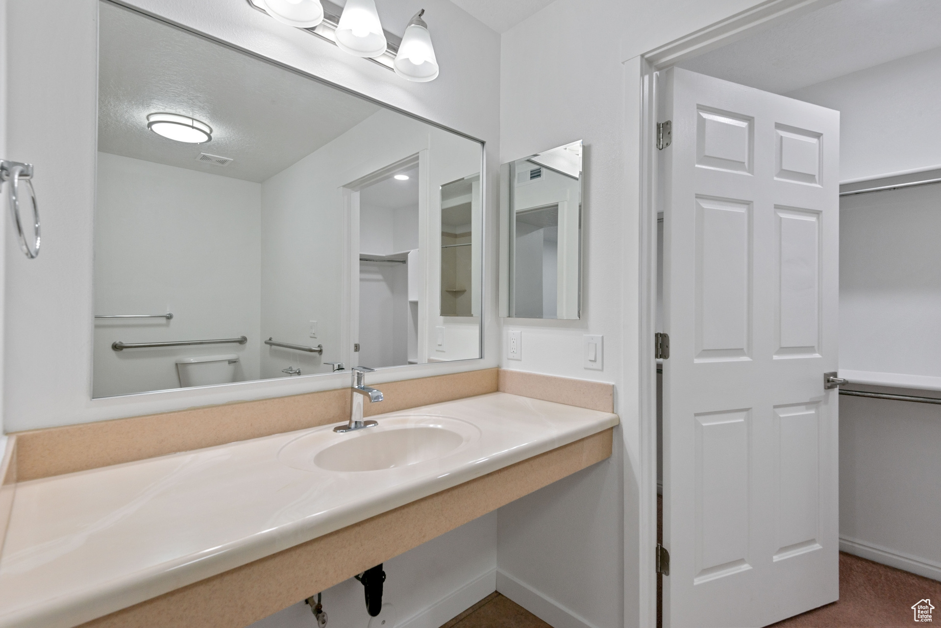 NORMANDY CONDO - Residential
