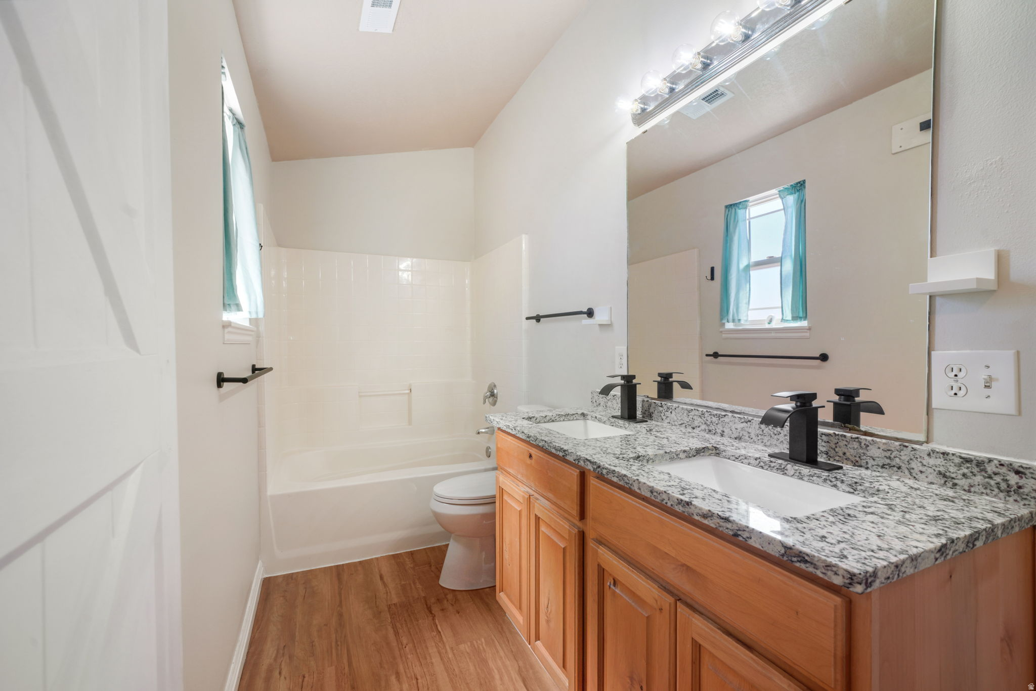 LONE TREE - Residential