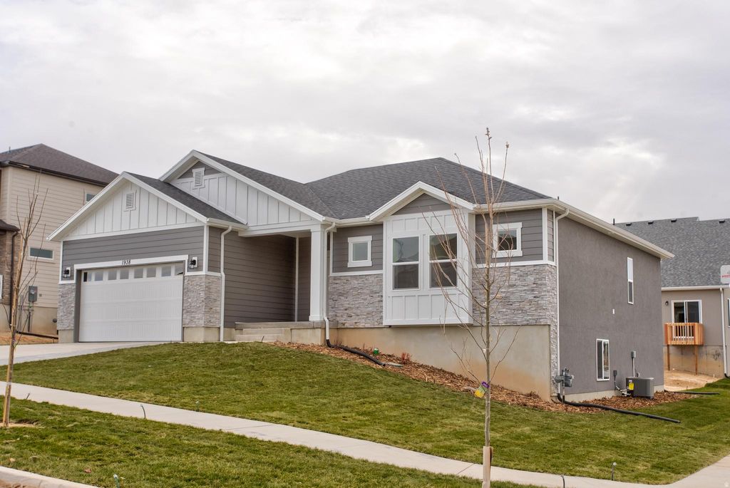 Photo of 2198 E 311 N #27, Spanish Fork, UT 84660 (MLS # 2128204)