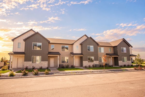 808 ALTURA VISTA LN, LOGAN, UT 84321 - Image a374e2d247c63855feb5c3eebfde554f/901637228