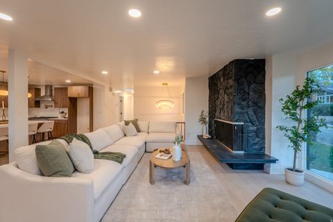 Tiny photo for 2713 E PEBBLE GLEN CIR, Salt Lake City, UT 84109 (MLS # 2120528)