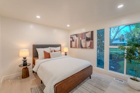 Tiny photo for 2713 E PEBBLE GLEN CIR, Salt Lake City, UT 84109 (MLS # 2120528)