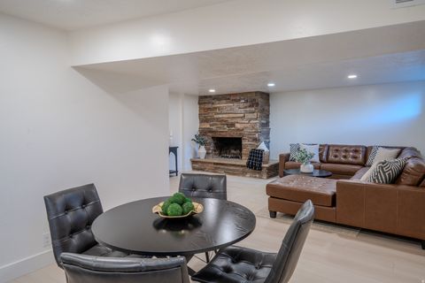 Tiny photo for 2713 E PEBBLE GLEN CIR, Salt Lake City, UT 84109 (MLS # 2120528)