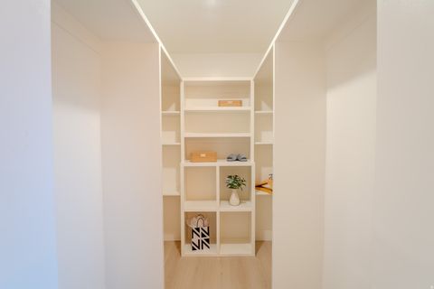 Tiny photo for 2713 E PEBBLE GLEN CIR, Salt Lake City, UT 84109 (MLS # 2120528)