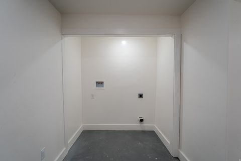 Tiny photo for 2713 E PEBBLE GLEN CIR, Salt Lake City, UT 84109 (MLS # 2120528)