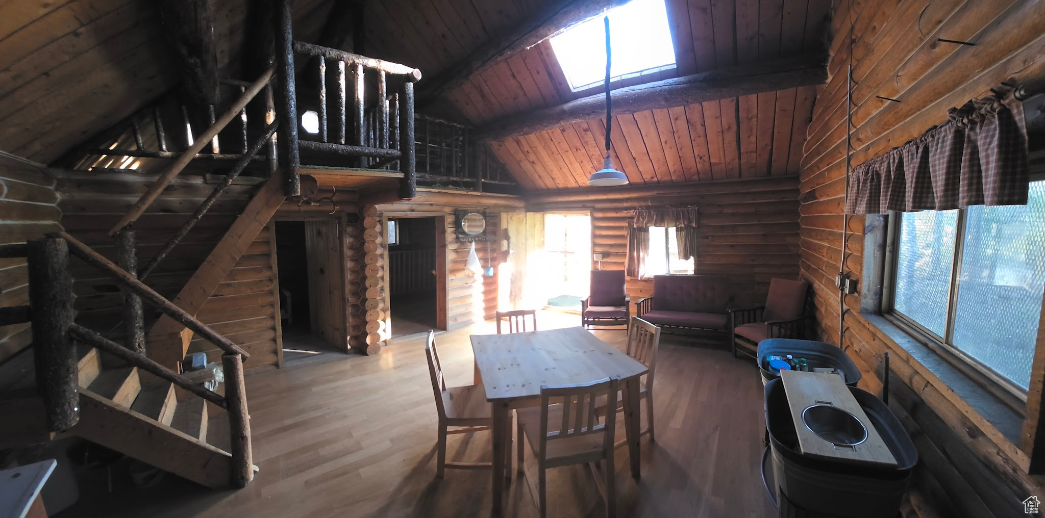 ARGYLE CANYON - Land