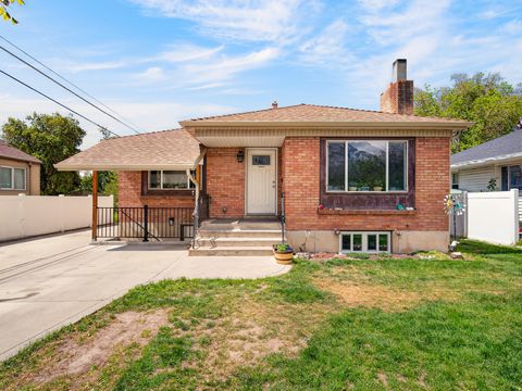 Photo of 455 N 900 W, Provo, UT 84601 (MLS # 2152788)