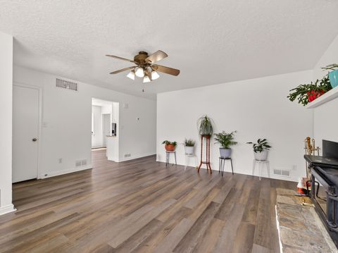 Tiny photo for 455 N 900 W, Provo, UT 84601 (MLS # 2152788)