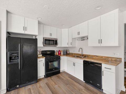 Tiny photo for 455 N 900 W, Provo, UT 84601 (MLS # 2152788)