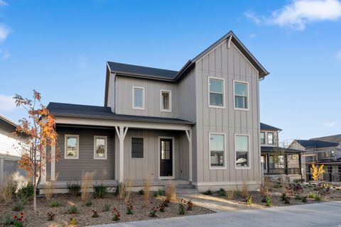 Photo of 7184 S SAGE RUN RD, West Jordan, UT 84081 (MLS # 2105490)