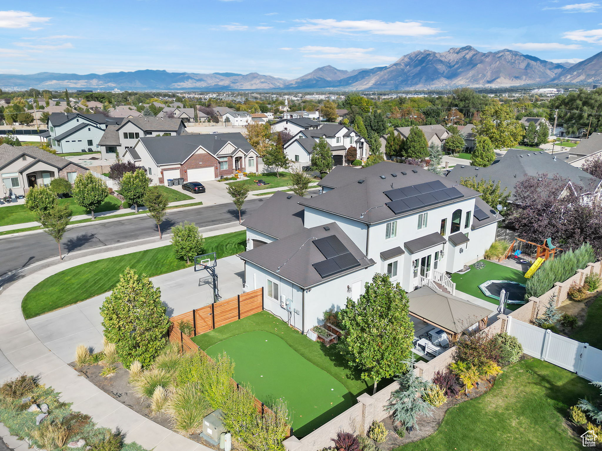 1383 W Marwood Park Ln, South Jordan, Utah image 9