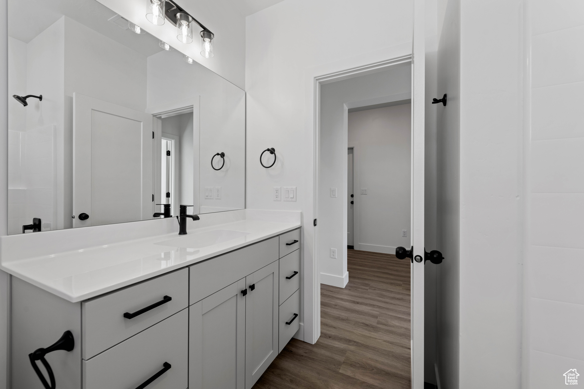 ROSE VILLAGE - Residential Income