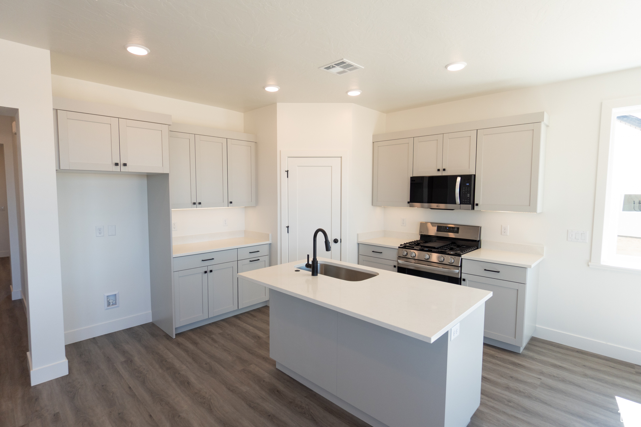 ROSE VILLAGE - Residential Income