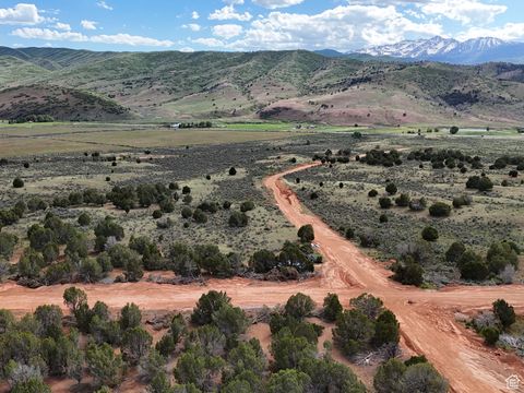 Photo of 5100 COUGAR RUN #48, Birdseye, UT 84629 (MLS # 1861295)