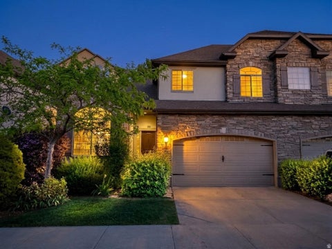 Townhouse For Sale - 318 E Nechatel Dr<br/> Draper, UT 84020