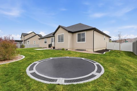 Tiny photo for 4497 N MONROE PEAK LN, Eagle Mountain, UT 84005 (MLS # 2151676)