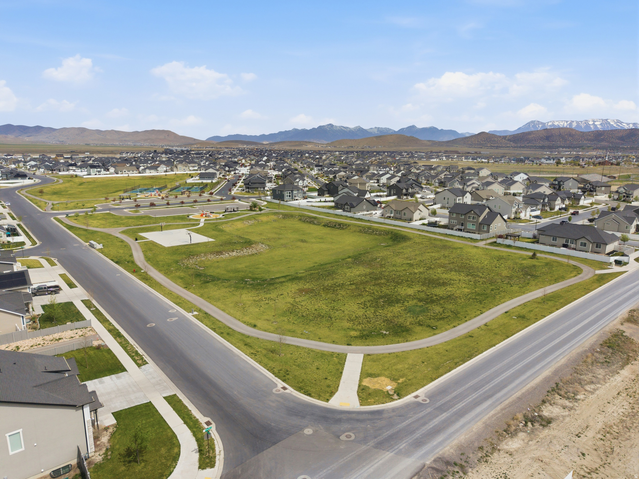 BRANDON PARK - Residential