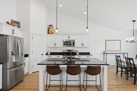 Tiny photo for 4497 N MONROE PEAK LN, Eagle Mountain, UT 84005 (MLS # 2151676)