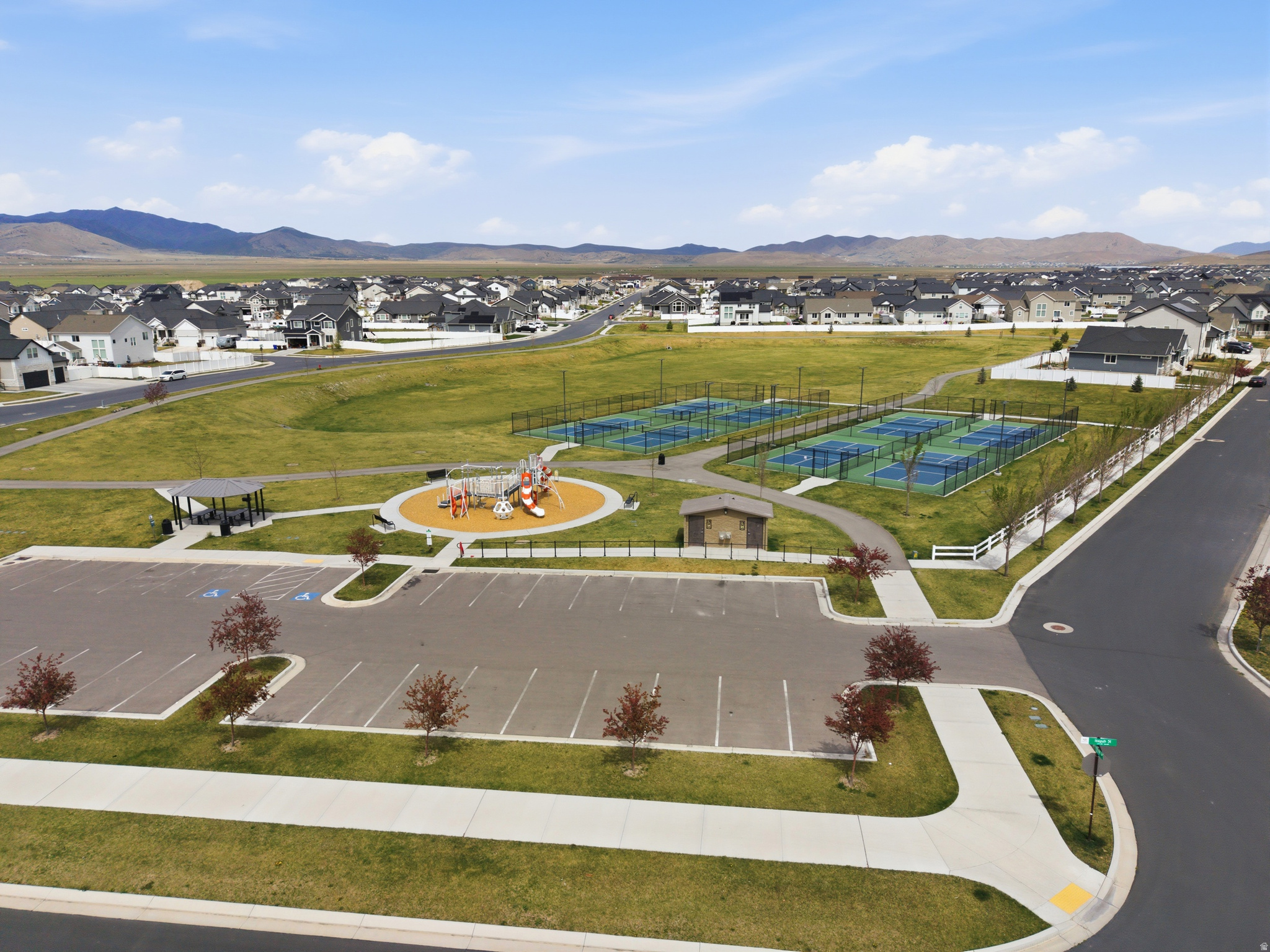 BRANDON PARK - Residential