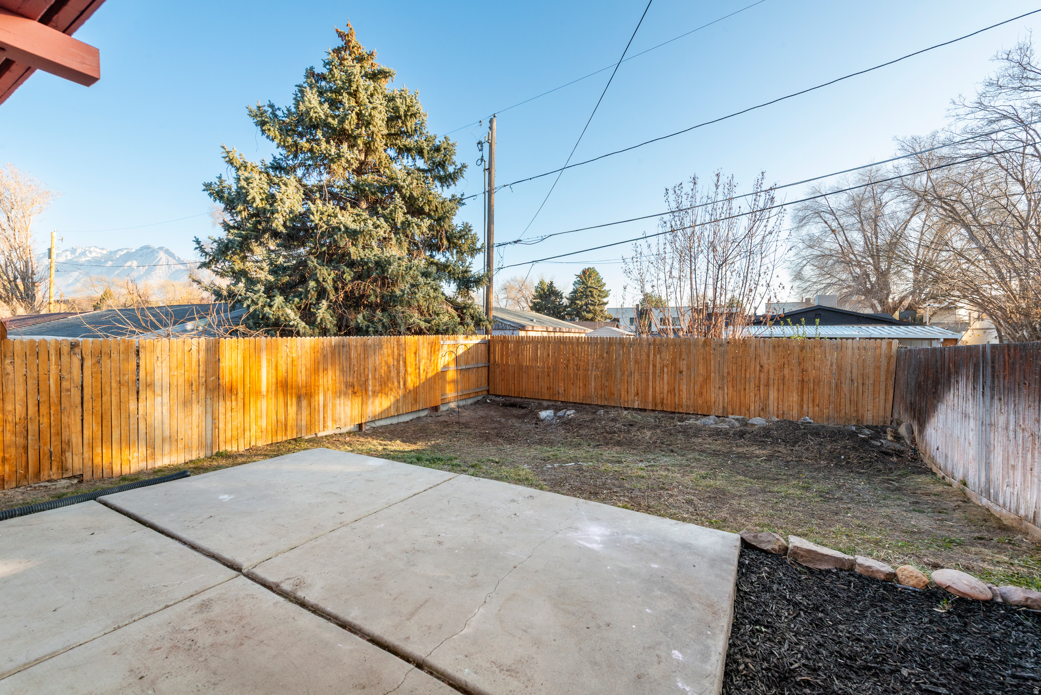 WOODCREEK CONDM - Residential