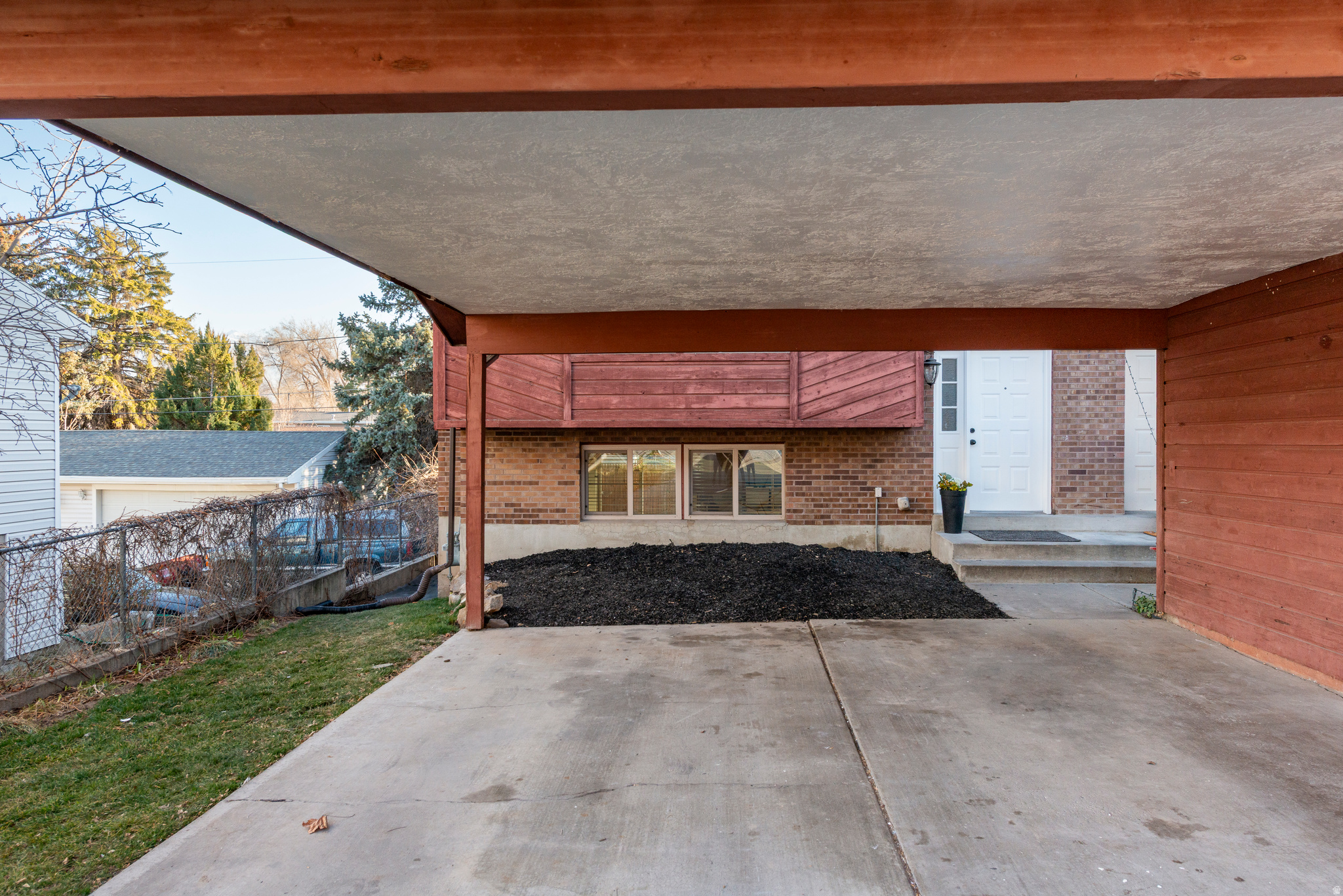 WOODCREEK CONDM - Residential