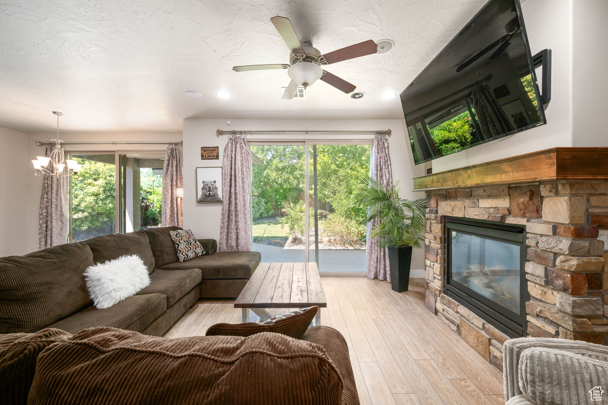 HOBBLE CREEK PH 4 - Residential