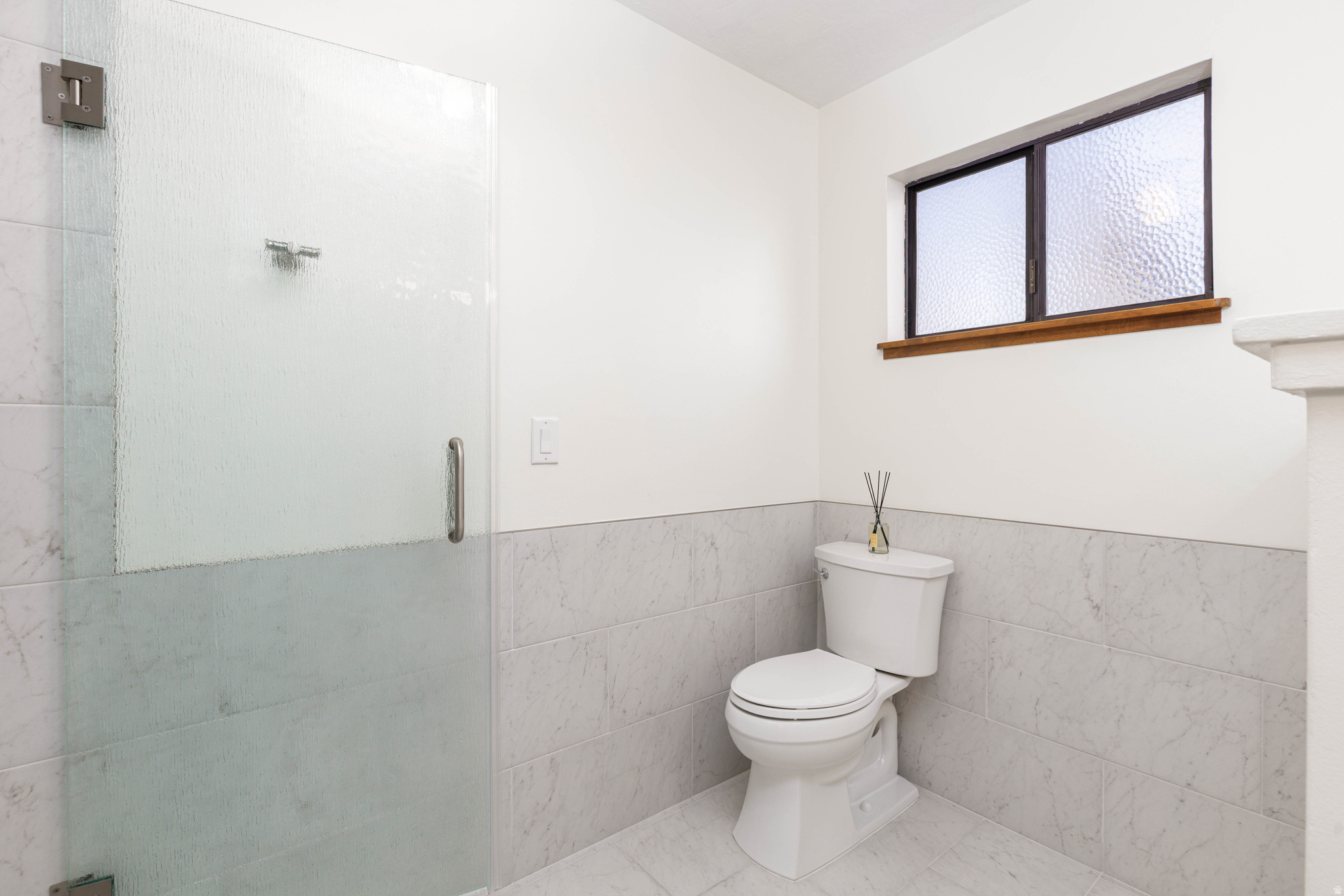 BLOOMINGTON HILLS - Residential