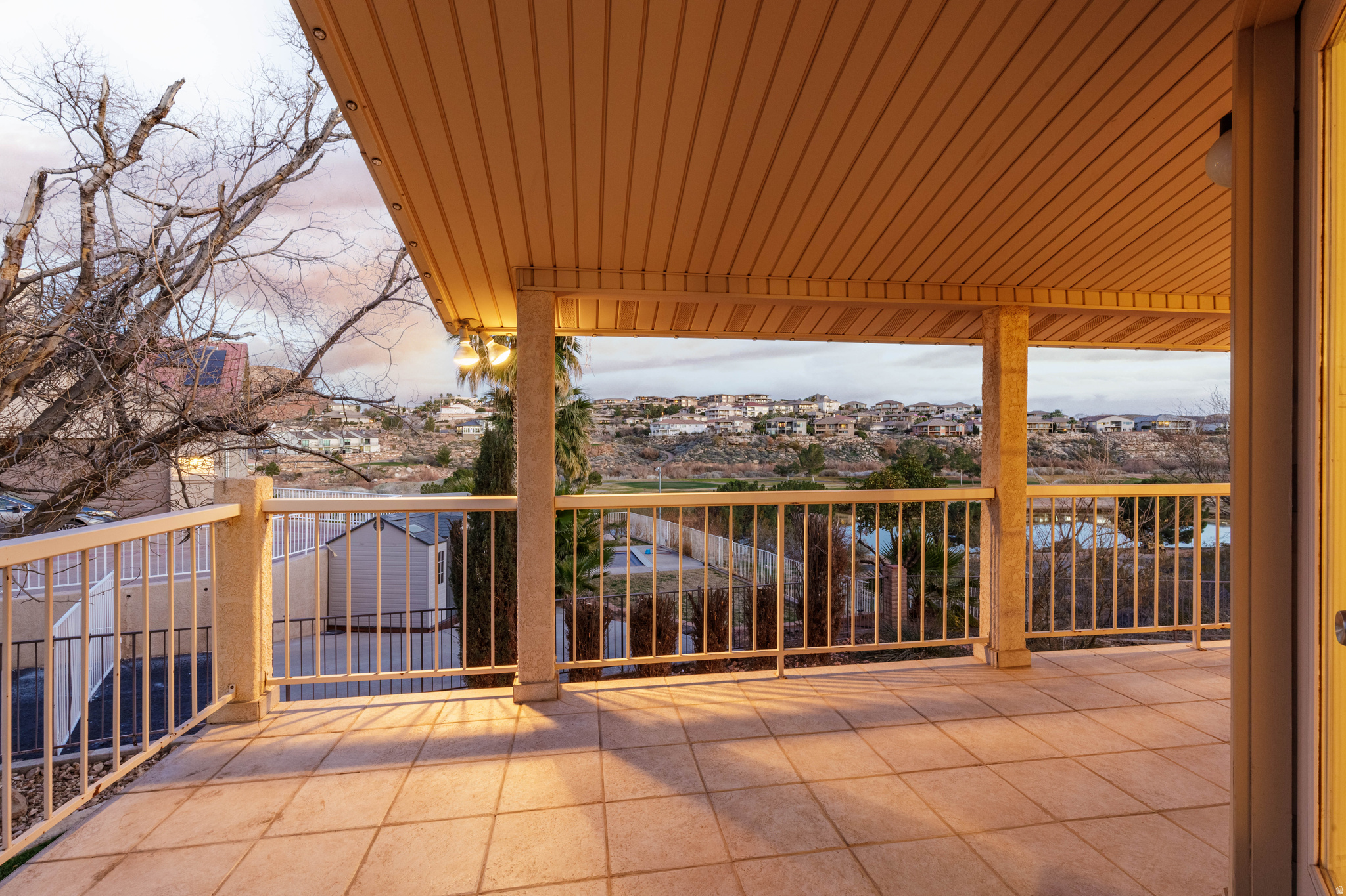 BLOOMINGTON HILLS - Residential