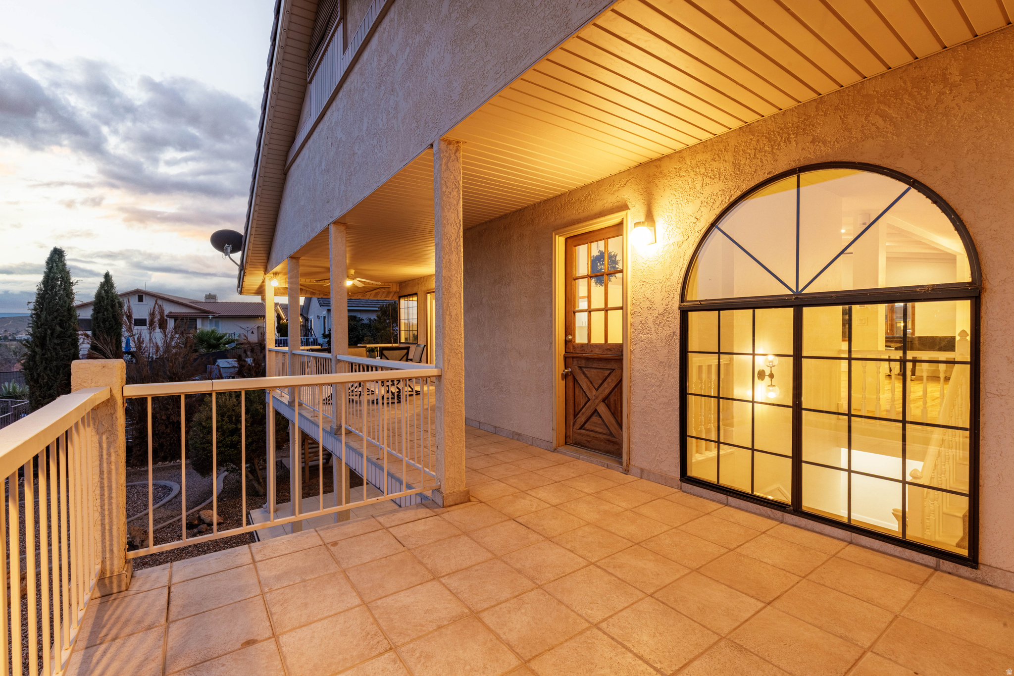 BLOOMINGTON HILLS - Residential