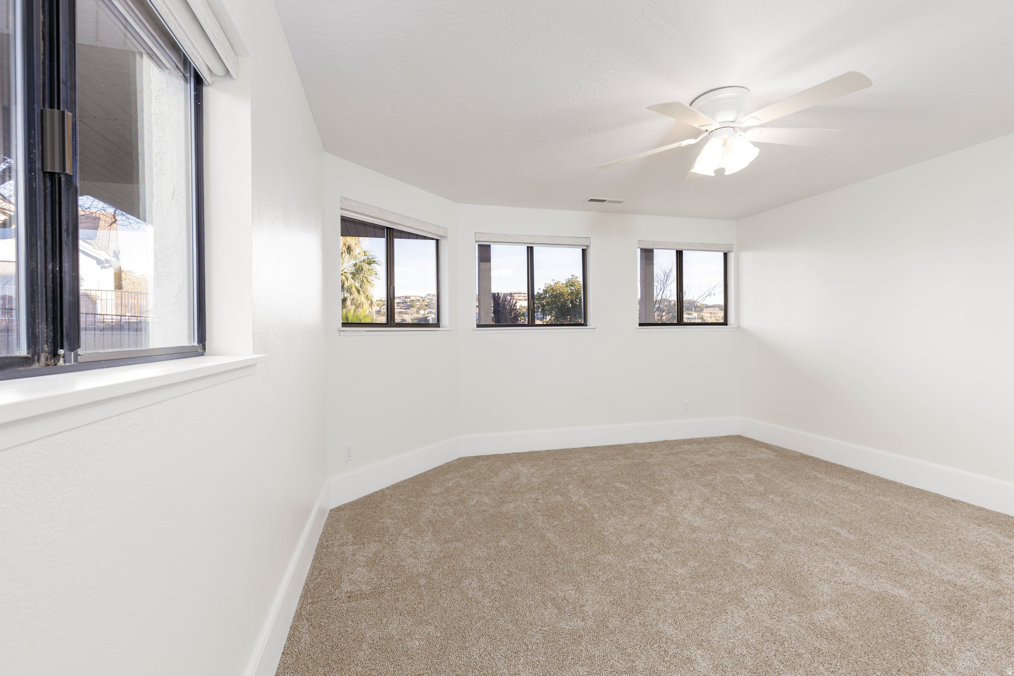 BLOOMINGTON HILLS - Residential