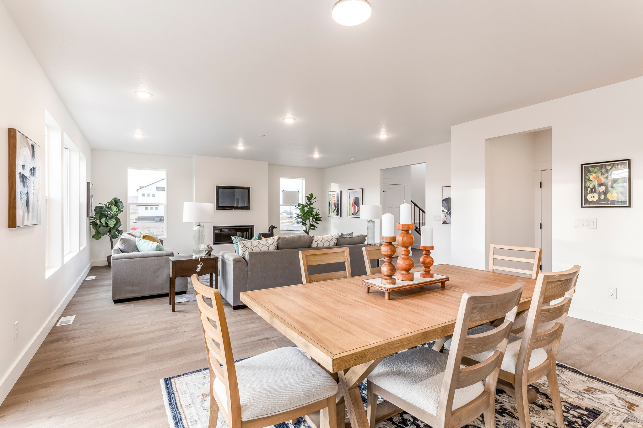 WESTON FIELD - Residential