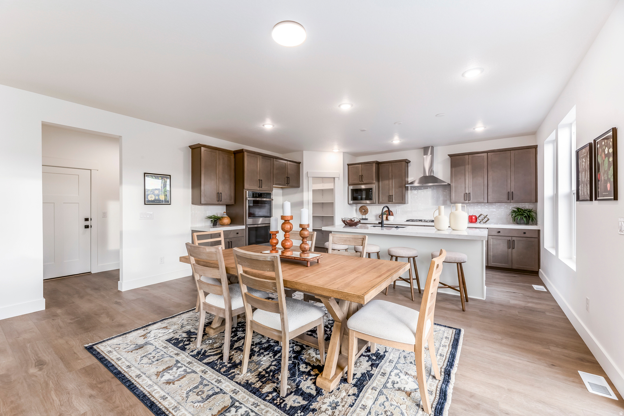 WESTON FIELD - Residential