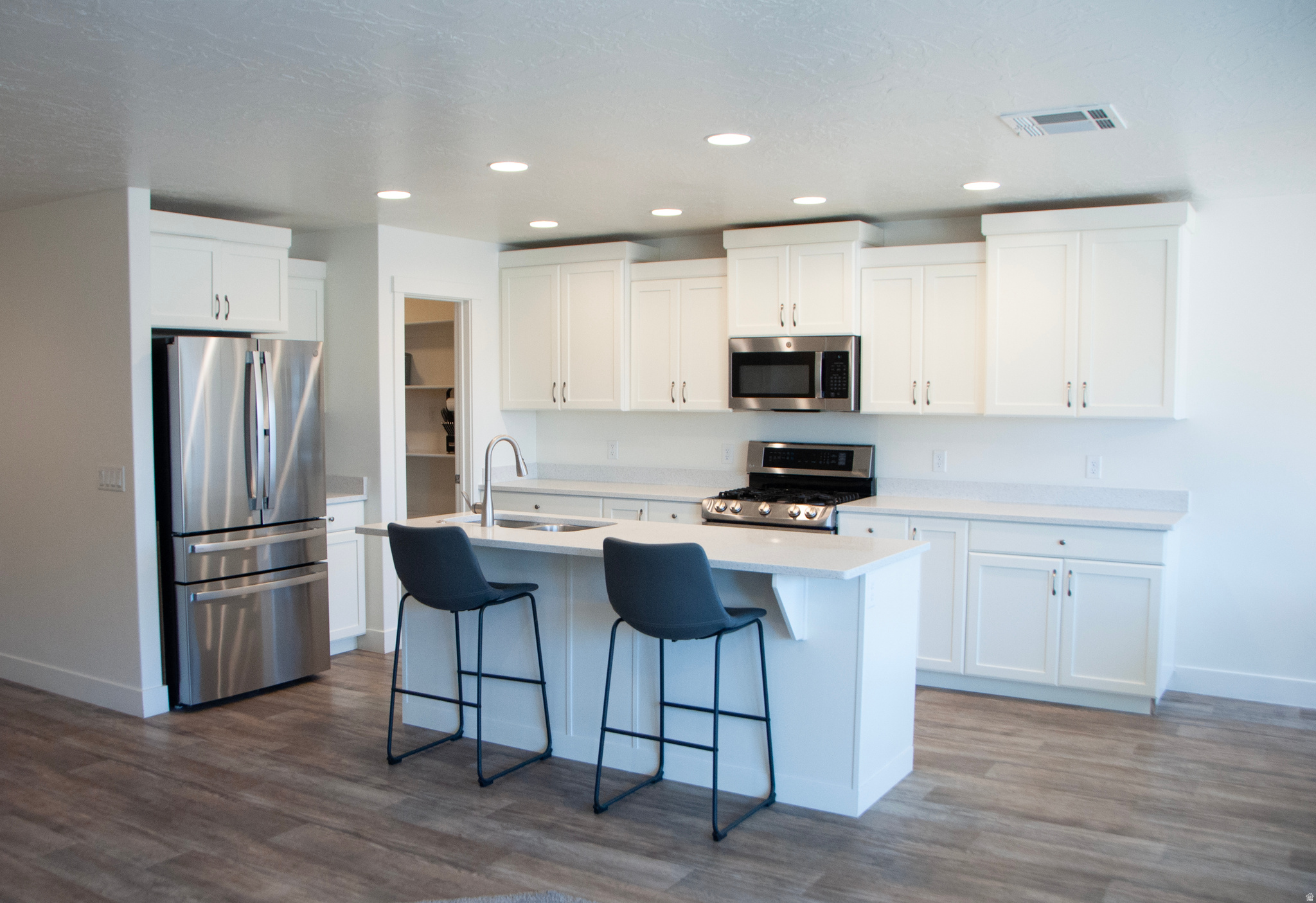 SEQUOIA ESTATES PH 4 - Residential