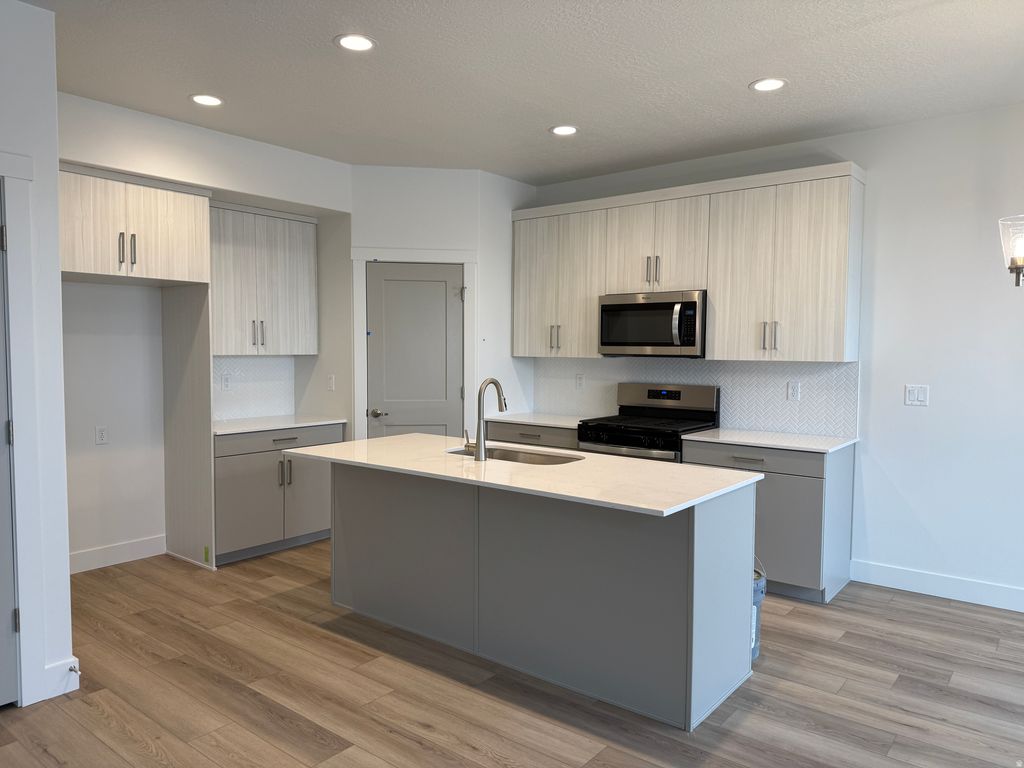 Photo of 3661 S 4625 St W #204, West Haven, UT 84401 (MLS # 2140401)