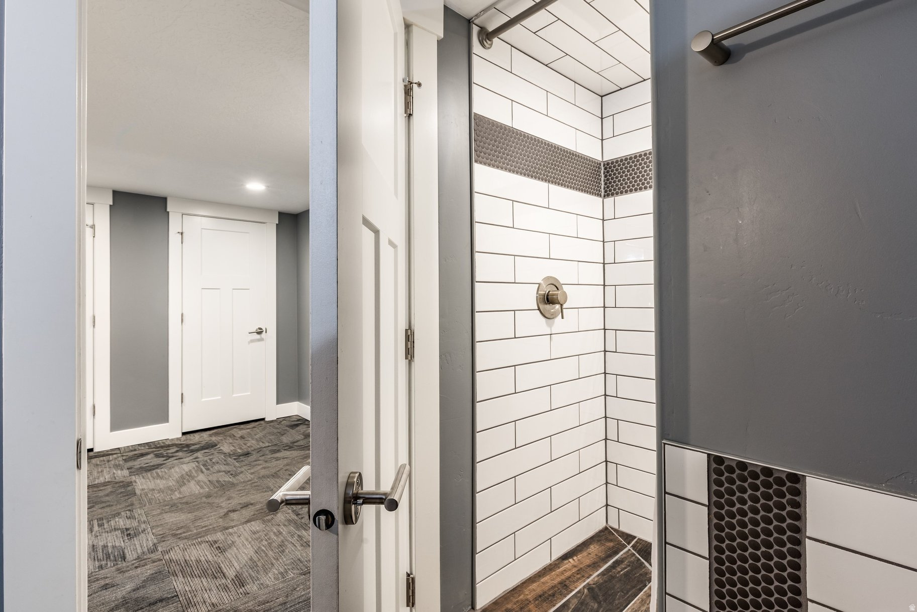 STONE HOLLOW - Residential