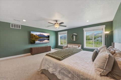 Tiny photo for 13334 S HENNING CIR, Herriman, UT 84096 (MLS # 2159502)